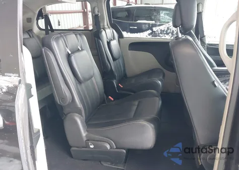 2013 Chrysler Town & Country Touring z USA, uszkodzony, nr VIN 2C4RC1BG6DR675698